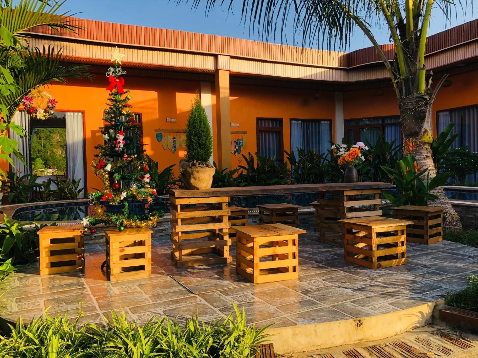 Rosa Garden Hotel นิญบิ่ญ ภายนอก รูปภาพ