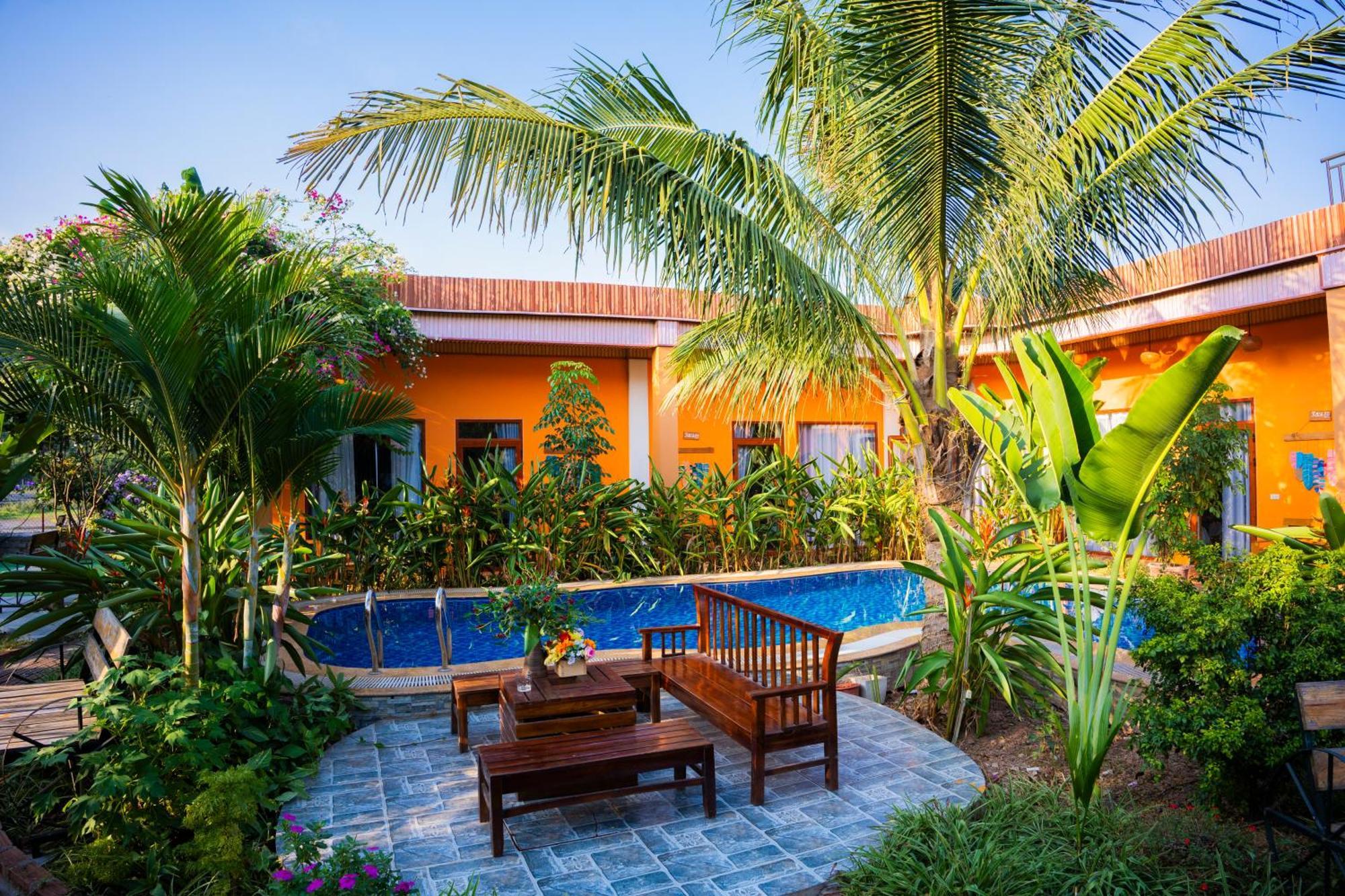 Rosa Garden Hotel นิญบิ่ญ ภายนอก รูปภาพ