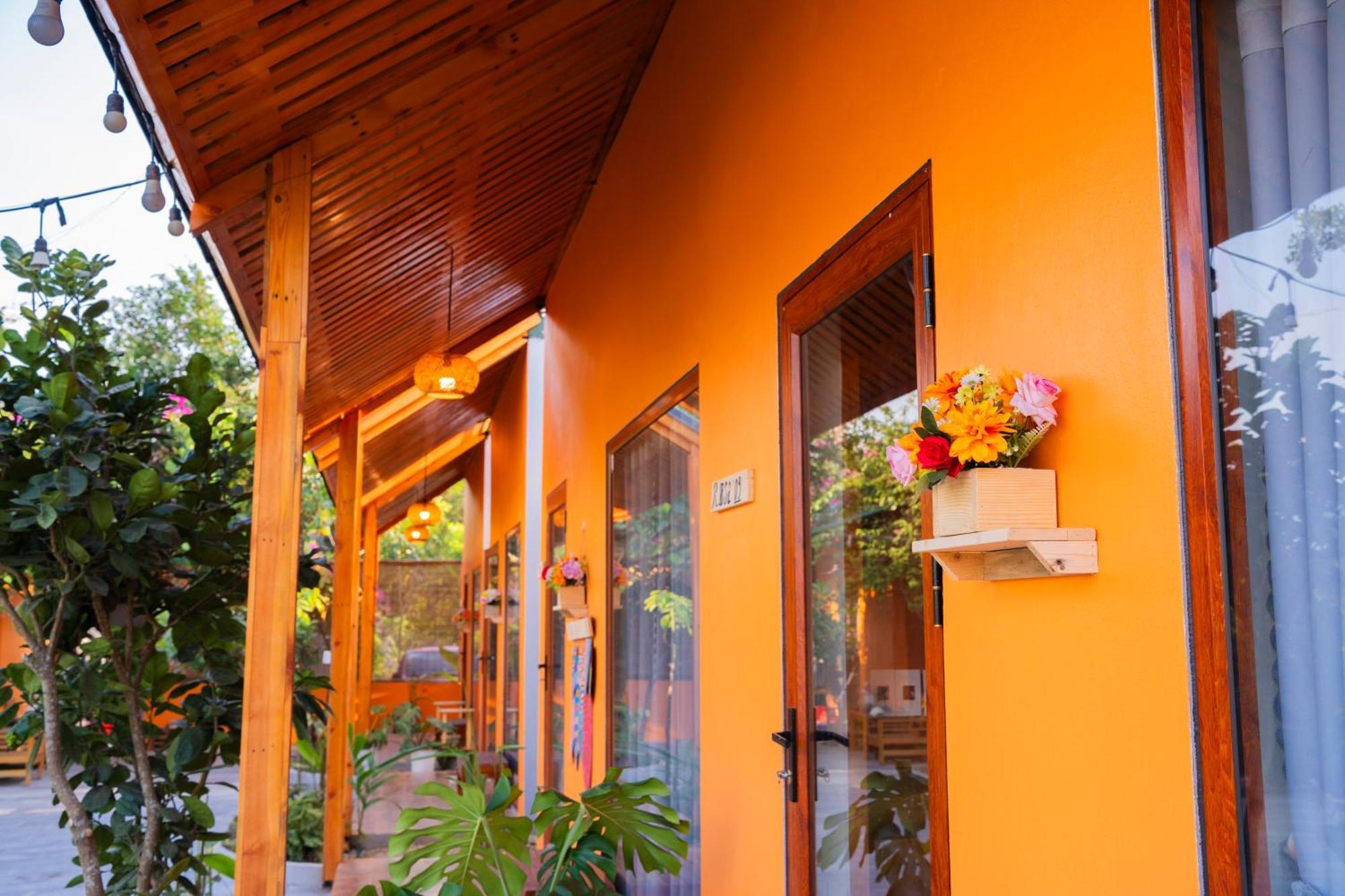 Rosa Garden Hotel นิญบิ่ญ ภายนอก รูปภาพ