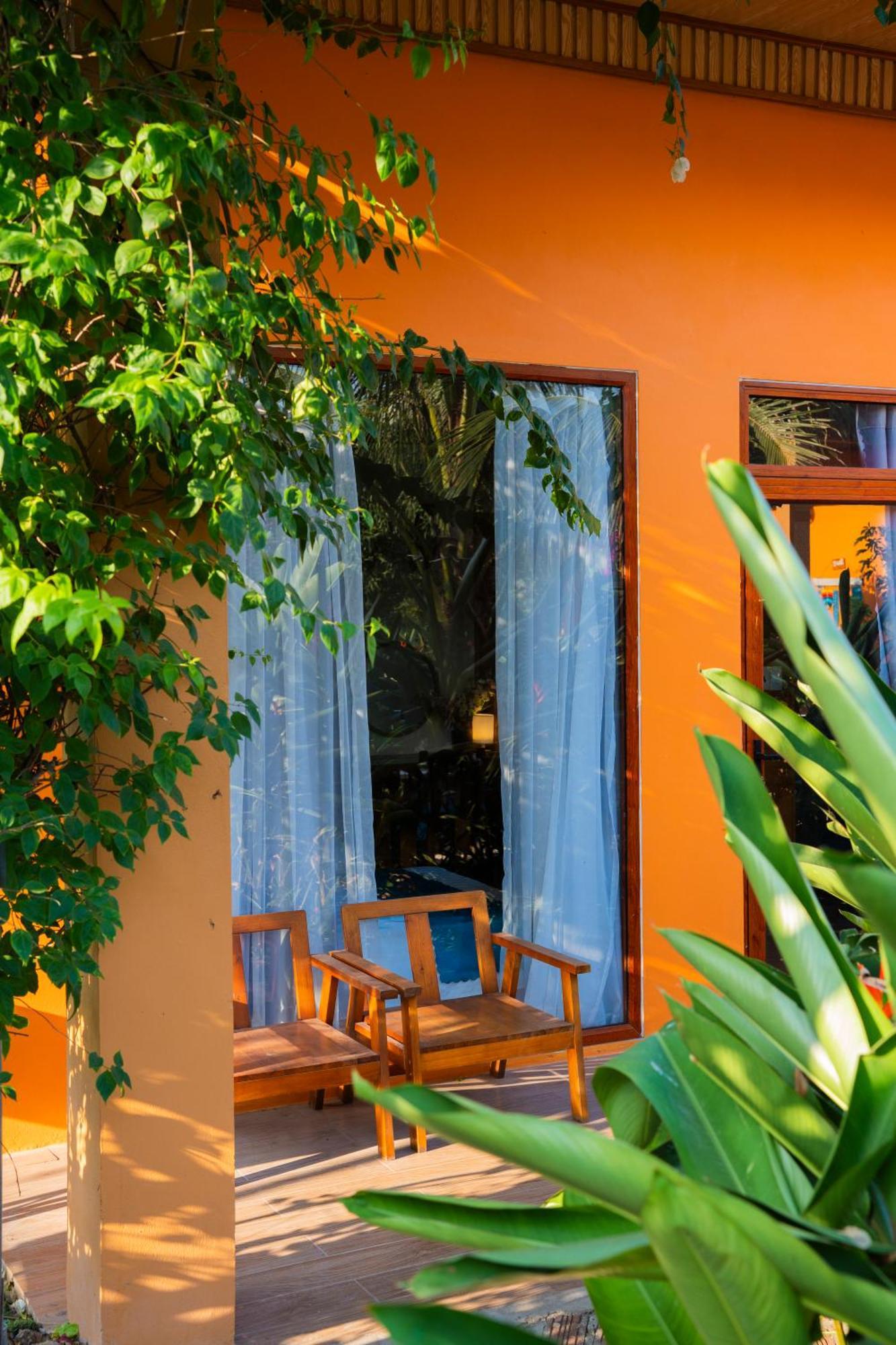 Rosa Garden Hotel นิญบิ่ญ ภายนอก รูปภาพ