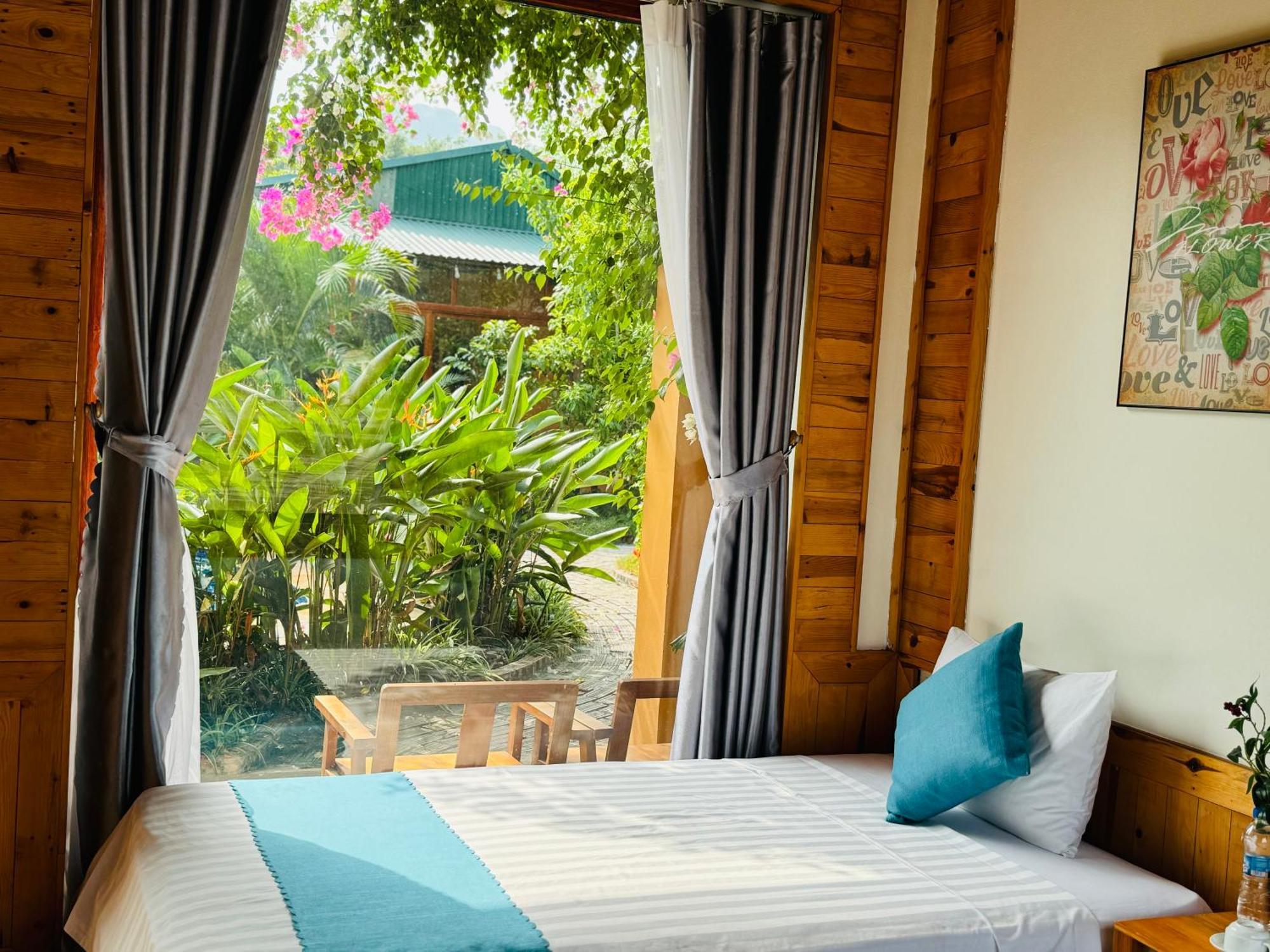 Rosa Garden Hotel นิญบิ่ญ ภายนอก รูปภาพ